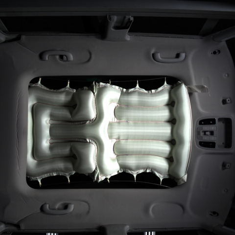 Hyundia Panoramic Sunroof Airbag In Action